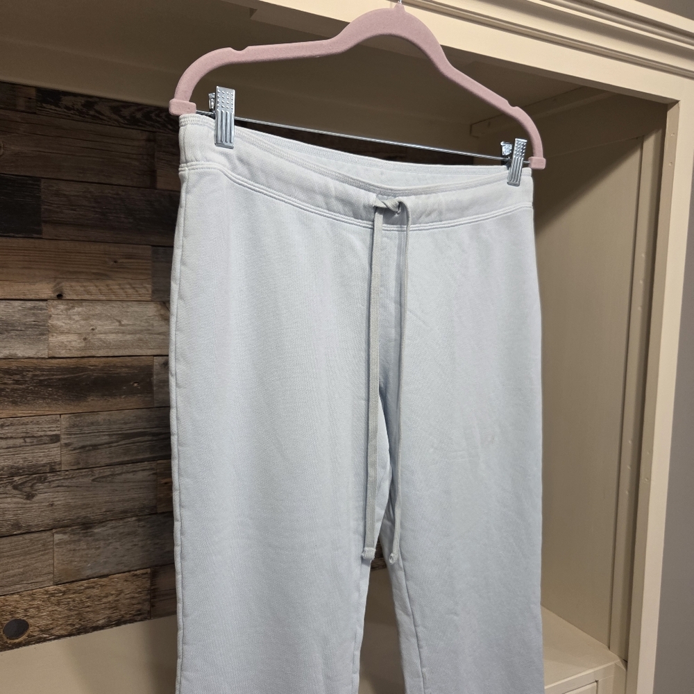 SKIMS!! French Terry Low- Rise Pant/ Joggers- In Opal/ Powder Blue!! - Picture 5 of 11